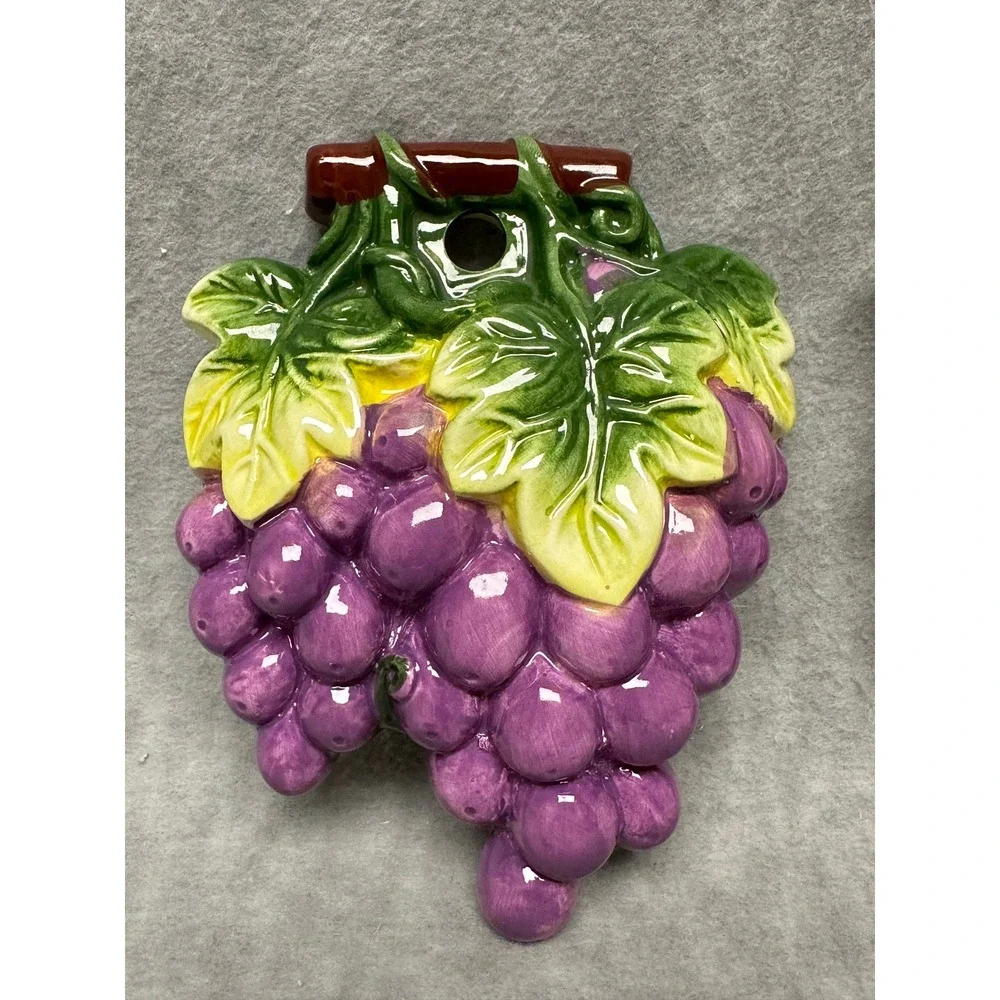 Vintage Ceramic 3D Grape Clusters Wall‎ Decor Set Purple Green Brown Kitchen Art